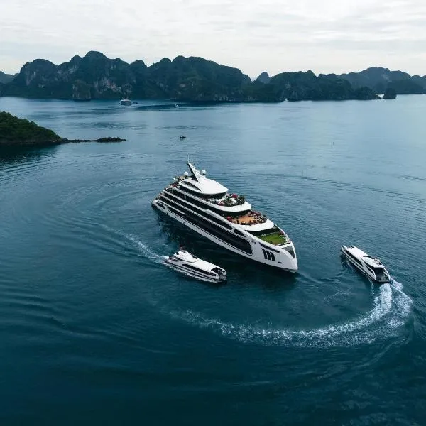 Celina of The Sea Cruise, отель в Халонге