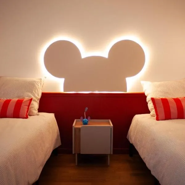 Disneyland Magic Home, hotel in Couilly-Pont-aux-Dames