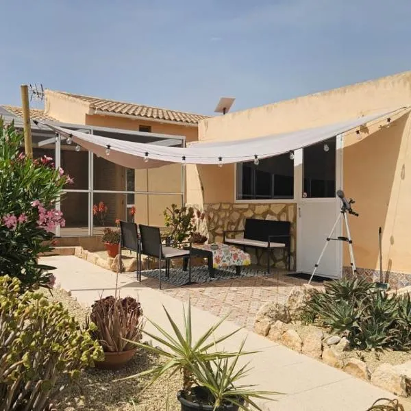 Finca Parella, hotel v destinácii Huércal-Overa