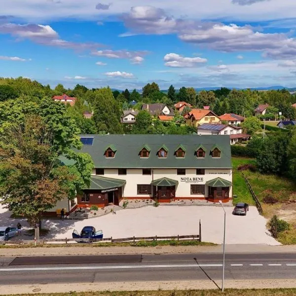 Nota Bene Pokoje Gościnne Polanica Zdrój, hotel in Polanica-Zdrój