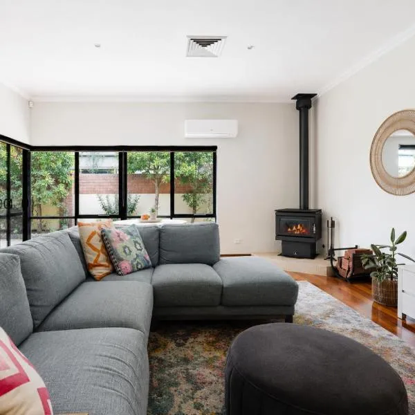 Sicilian Sanctuary-Spacious & Cosy Wood Fire in Margaret River Town, ξενοδοχείο σε Margaret River Town