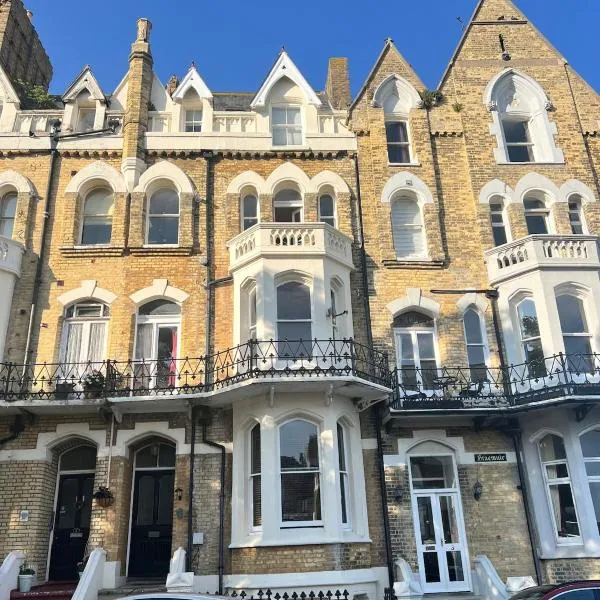Luxury Sea View Historic Apartment, hotel in Ramsgate