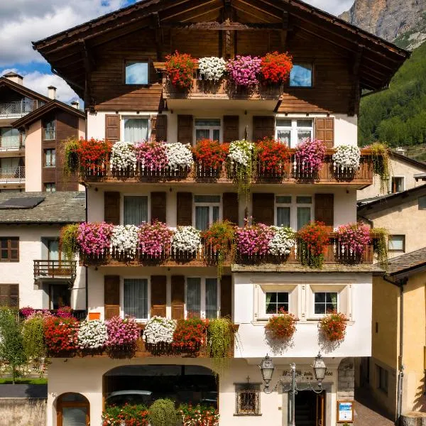 Meublè Garnì Della Contea, hotel v mestu Bormio