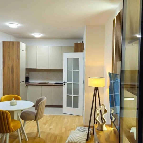 Family & friends apartments Bar, hotell i Bar