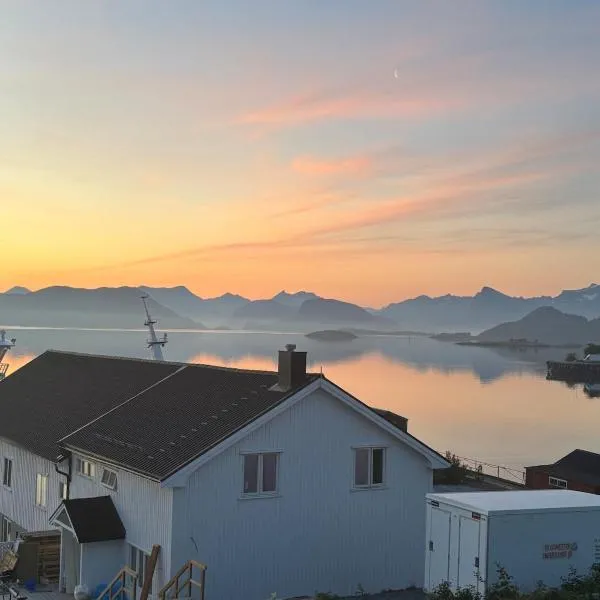Grønøy - Verdens fineste øy! Fantastisk utsikt!,位于Meløya的酒店