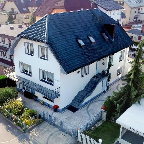 MM Pokoje, hotel u gradu Đivnovek