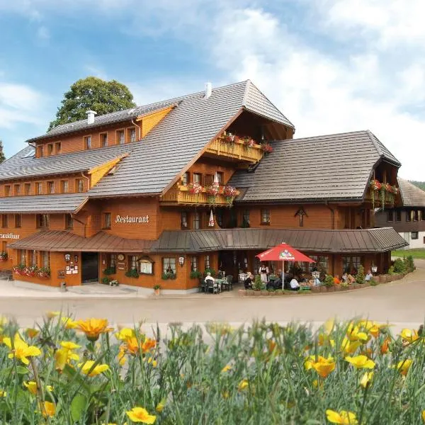 Naturparkhotel Schwarzwaldhaus、ベルナウ・イム・シュヴァルツヴァルトのホテル