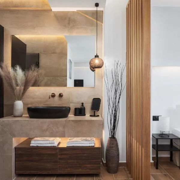 Vouliagmeni Olivomare Suite, khách sạn ở Athens
