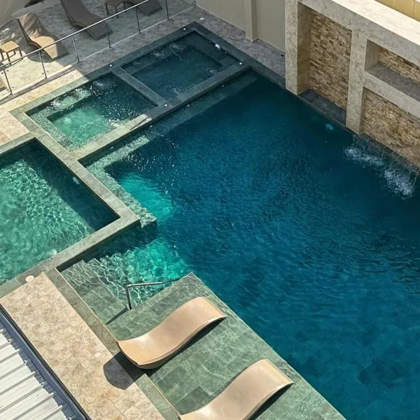 Hotel y Cabañas Covemar, khách sạn ở Coveñas