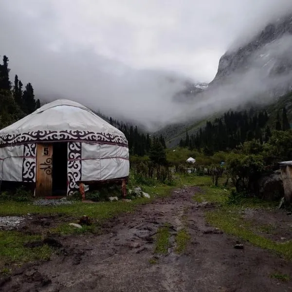 Sirota Bulak Say Yurt camp, hotel a Mineralʼnyy Istochnik Altyn-Arasan