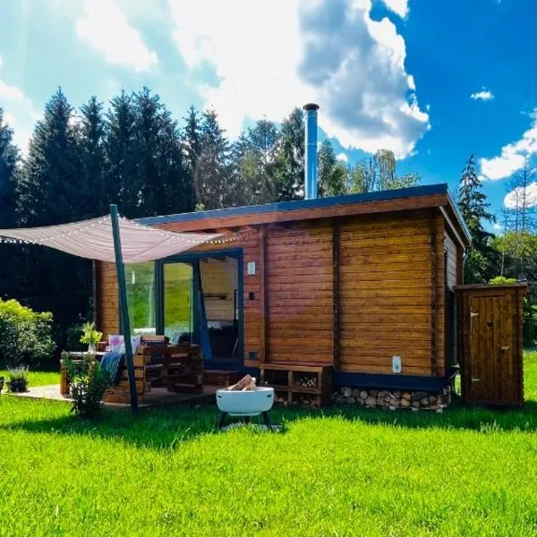 Glamping Loučka, hotel en Podveky