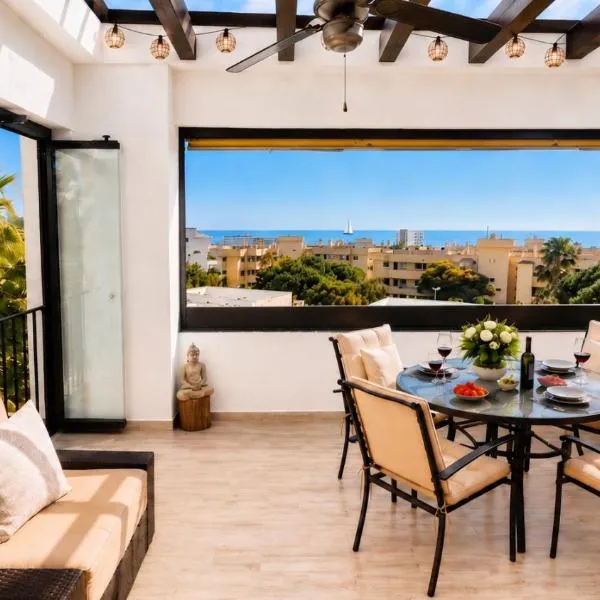 La Cala Center Premium Penthouse Motorized Terrace & Sea Views, hotel in La Cala de Mijas