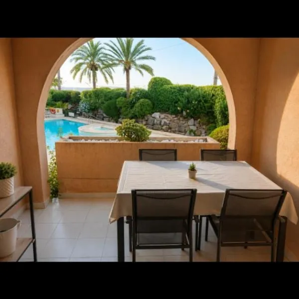 2 rooms by the sea in Cannes La Bocca, hotel in Cannes