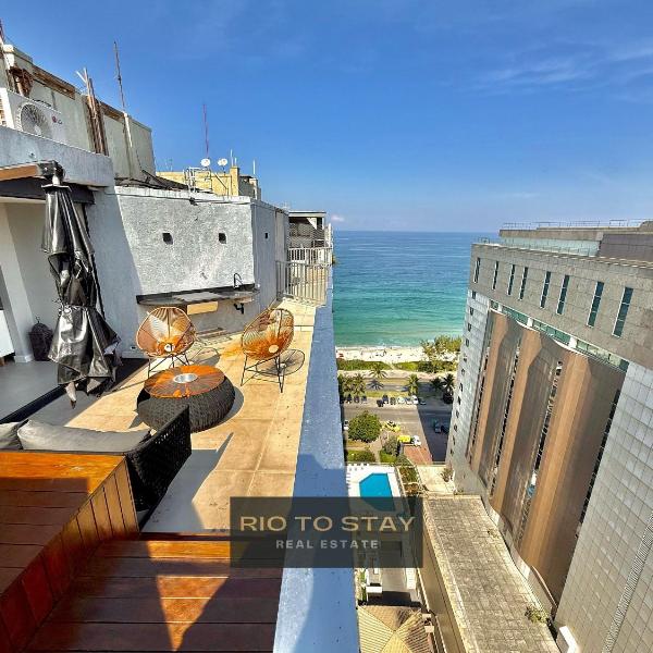 Cobertura com vista mar, jacuzzi e churrasqueira