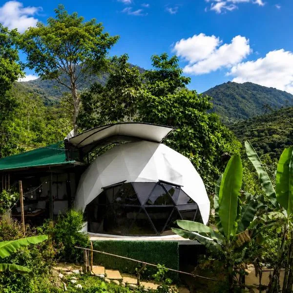 Kayala Domes - Unique Luxury Domes in the Mountains, хотел в La Ese