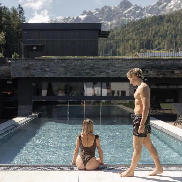 Aparthotel Familiaris - Family Apartments - Pools & Spa in Dolomites, hotell sihtkohas Valdaora