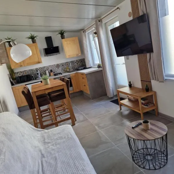 Maisonnette à 350m de la plage, Hotel in Berck