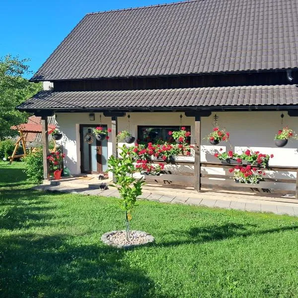Green Valley Guesthouse โรงแรมในอิสโวรู มัวเรชูลุย