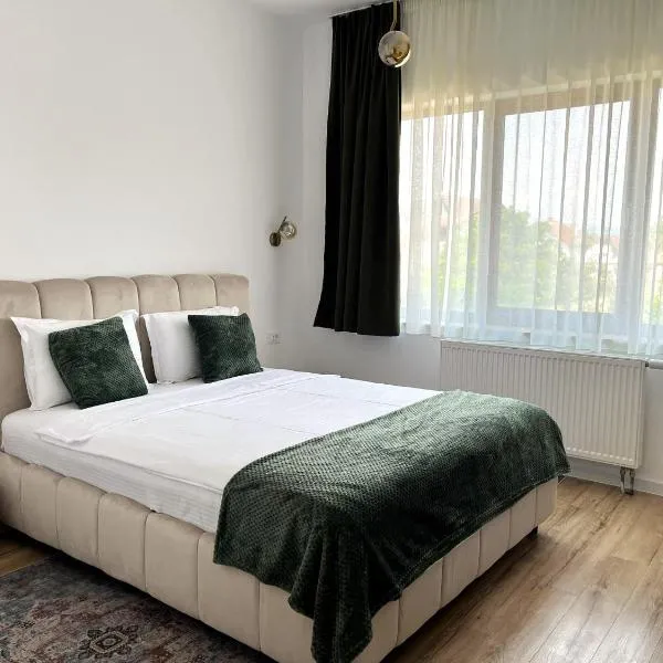 Villa Petra Residence - Private Parking & Village Life, hôtel à Cristian