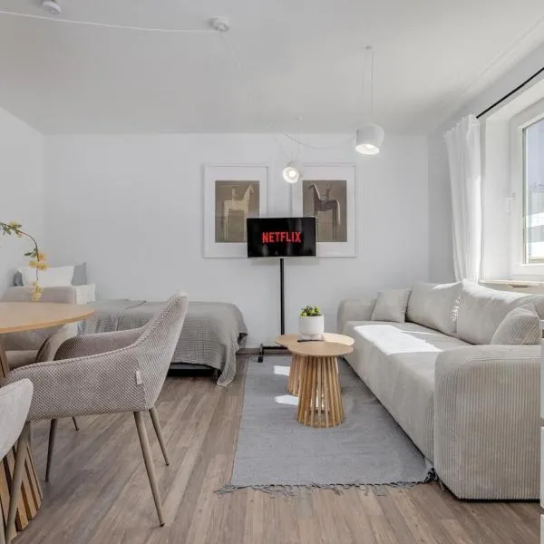 2 BR - Parking garage - Central - Terrace - Wi-Fi, отель в Висбадене