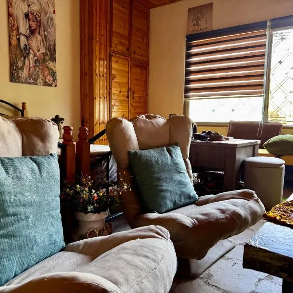 Oak Farm مزرعة الملّول, ξενοδοχείο σε Ajloun