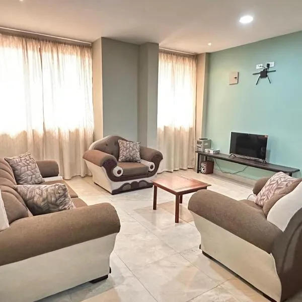 "Wampu" - Amplio apartamento cerca del Centro Histórico โรงแรมในกูเอ็งกา
