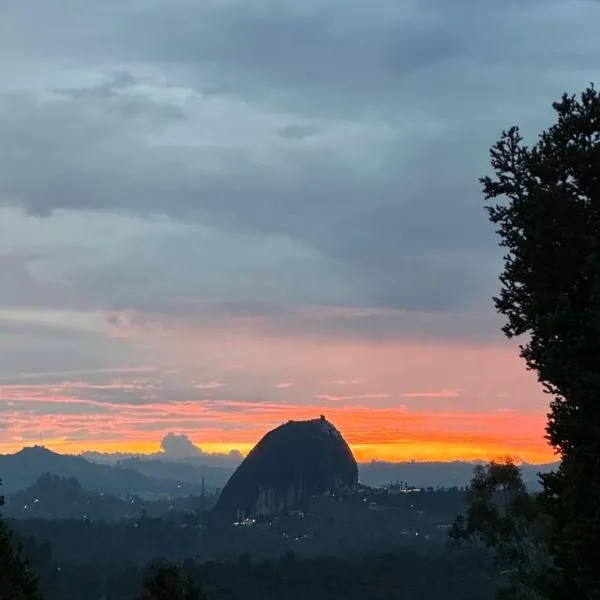 Casa Solar, hotell i Guatapé