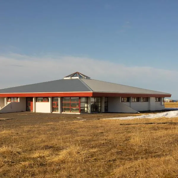 FarNorth Hostel، فندق في Bakkafjörður