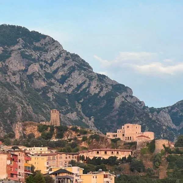 Kruja Panorama View Apartment – hotel w mieście Kruja