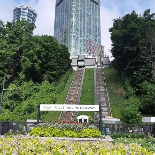 Hyatt Regency Niagara Falls Fallsview, hotel din Niagara Falls