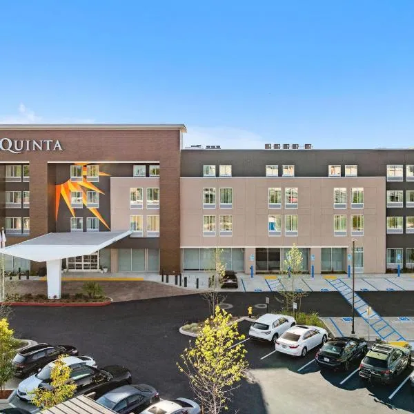La Quinta Inn & Suites by Wyndham La Habra, hotel a La Habra