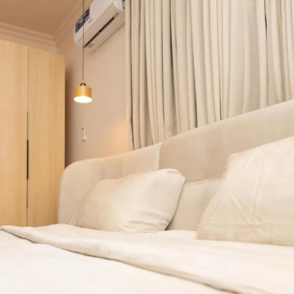 Hotel Elanza Suites by Signature Stayz Near Delhi Airport, hotel in New Delhi