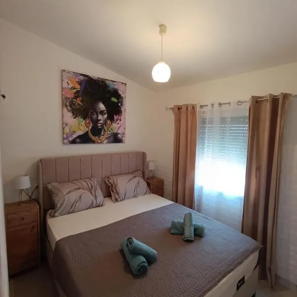 Apartman Mivela โรงแรมในวีร์