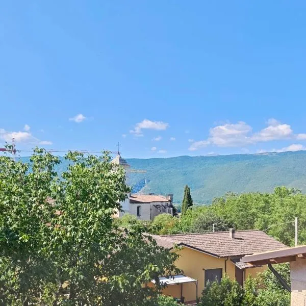 Dimora Visconti, hotel en San Demetrio neʼ Vestini
