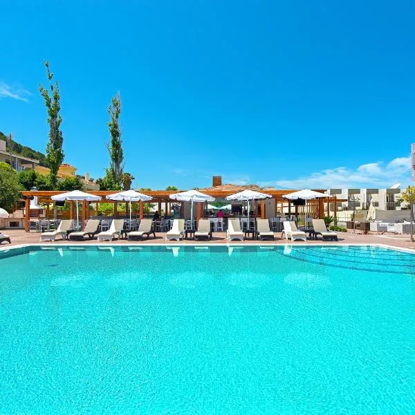 Sunny Days Hotel, hotel i Ixia