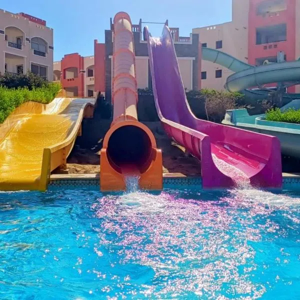 Oyster Bay Beach Suites K7-14, hotel in Marsa Alam City