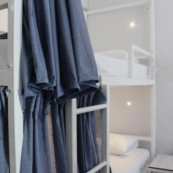 Kefi Hub, hotel em Atenas