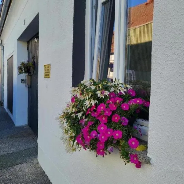 Holiday Home up to 5 Guests, hotel v destinácii Fürstenfeld