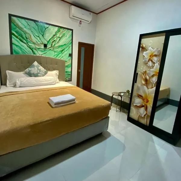 Penginapan Bangsal Baru، فندق في Pawenang