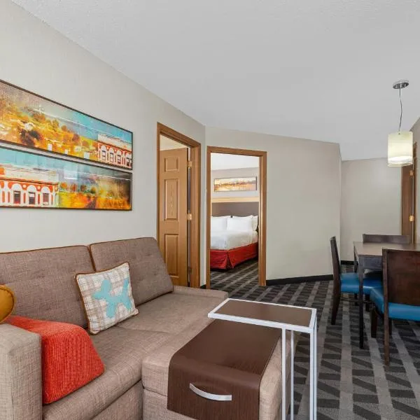 TownePlace Suites by Marriott Brookfield, хотел в Брукфийлд