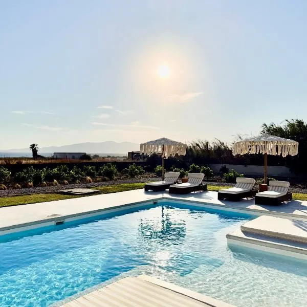 Noema Luxury Villas - Private Pool & Sea View, hotel in Kastraki