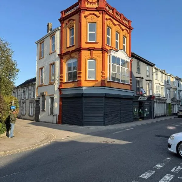 Sunny Cottage, hotel in Camborne