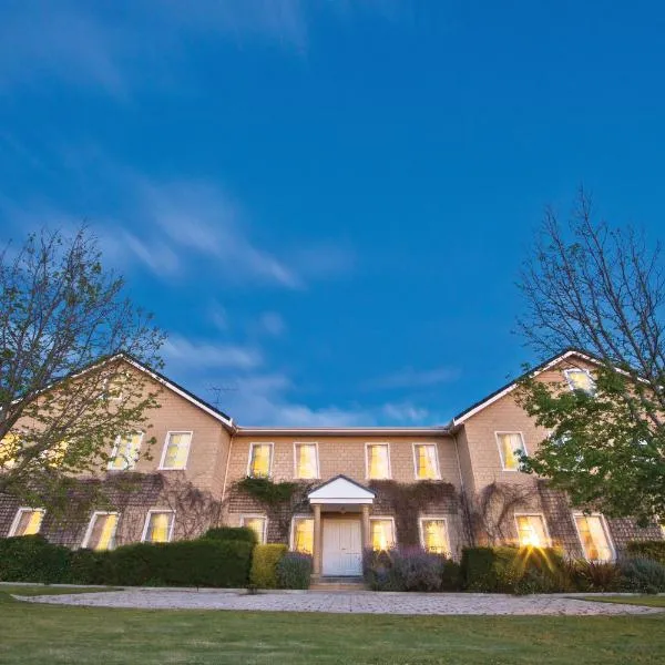 Peel Manor House، فندق في Karnup