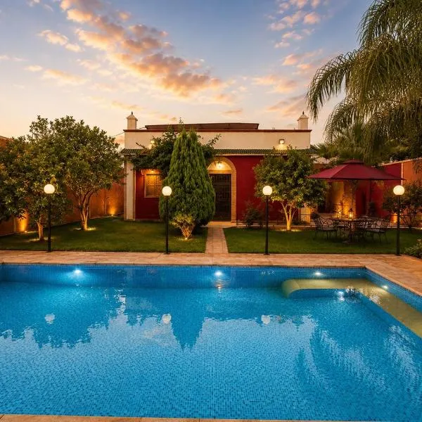 Villa lumina , Marrakech, hotel in Oulad Mazoug