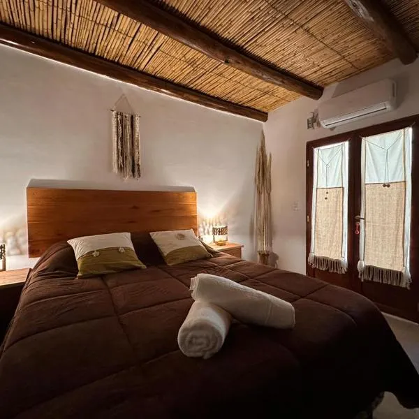 Luna Victoria - apart – hotel w mieście Purmamarca