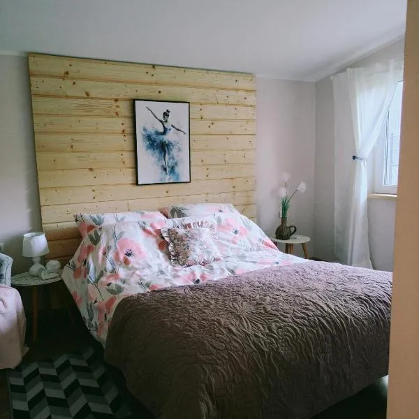 Apartamenty nad Brdą, viešbutis mieste Zapędowo