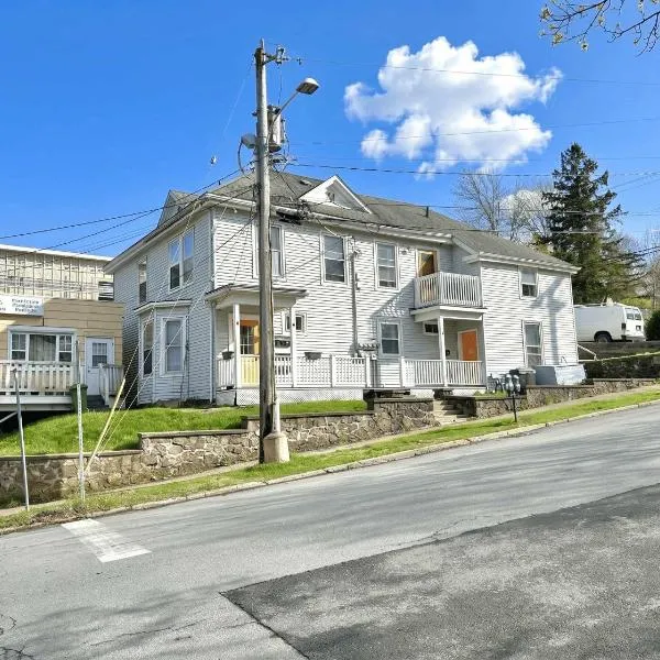 Summer Sale 1BR Big Kitchen by River and Trails, hotel v mestu Bridgewater