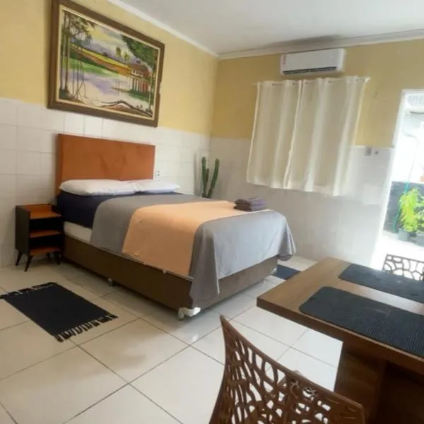 Kitnet 17D, hotel in São Luís