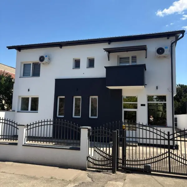 Apartmani Harmonija, מלון בVrbas