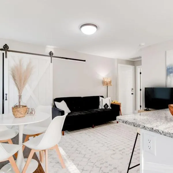 Columbus में, होटल Cozy 1-Bedroom Retreat, New Remodel, Fast Wi-Fi